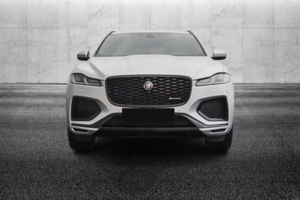 Jaguar F-Pace 2.0 D 204 CV AWD aut. R-Dynamic SE (4)