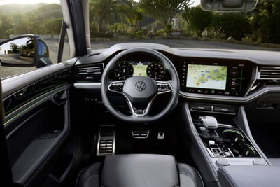 Volkswagen Touareg 3.0 V6 TSI Elegance (6)
