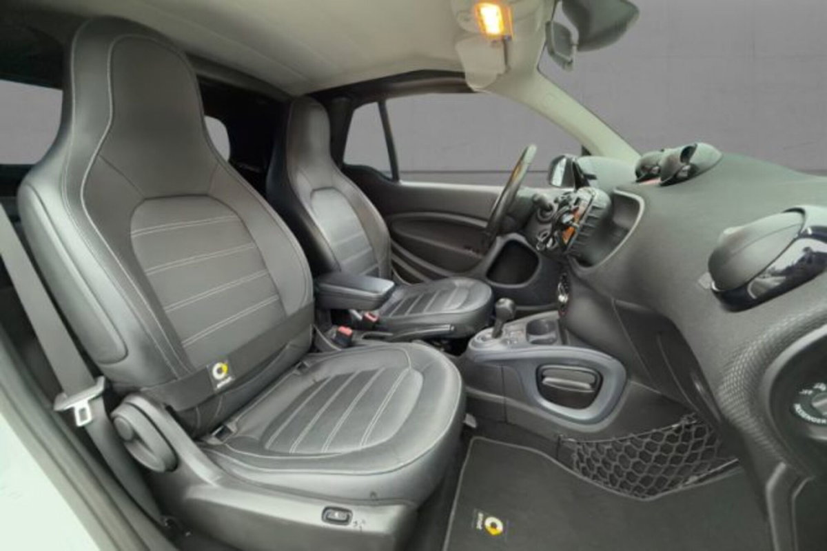 smart Fortwo Cabrio 70 1.0 twinamic cabrio Passion (7)