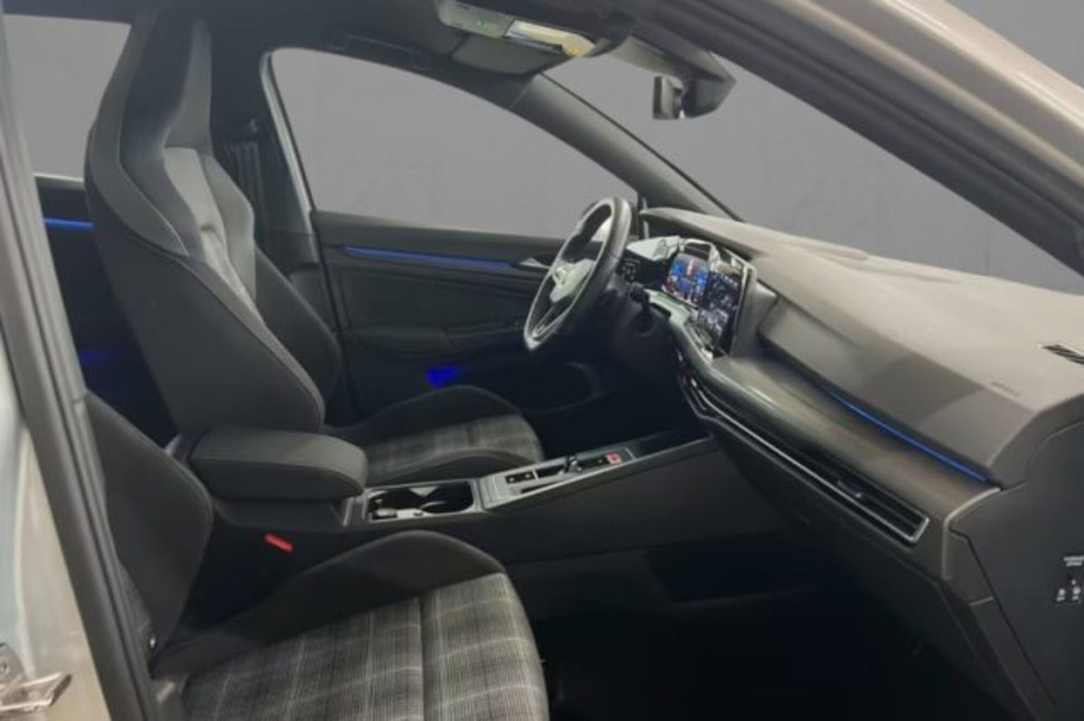Volkswagen Golf 2.0 TDI GTD DSG (6)