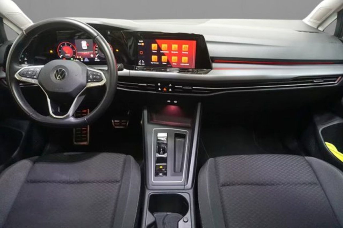 Volkswagen Golf 2.0 TDI 150 CV DSG SCR Life (6)