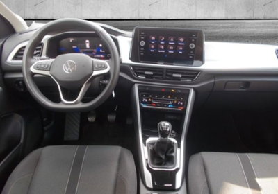 Volkswagen T-Roc 1.0 tsi Life 115cv (6)