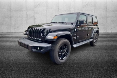 Jeep Wrangler Unlimited 2.2 Mjt II Sahara usata