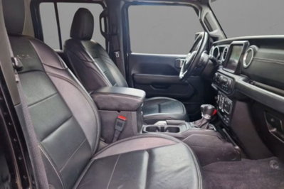 Jeep Wrangler Unlimited 2.2 Mjt II Sahara (8)