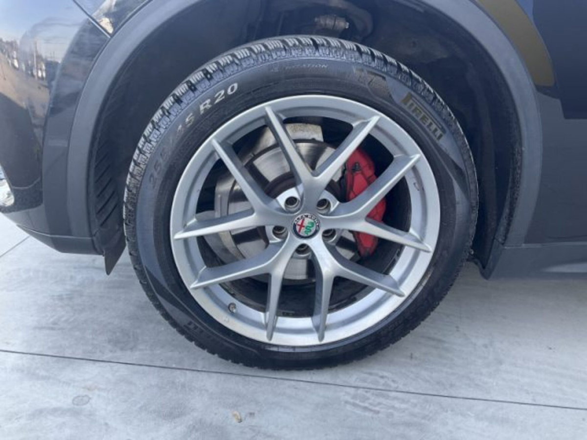 Alfa Romeo Stelvio Stelvio 2.2 Turbodiesel 210 CV AT8 Q4 Executive (8)