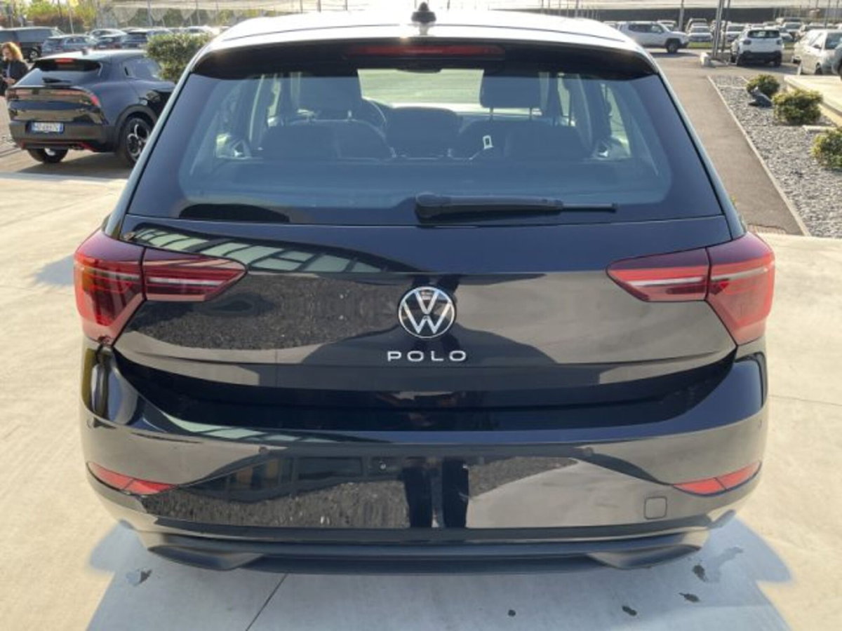Volkswagen Polo 1.0 tsi Style 95cv (7)