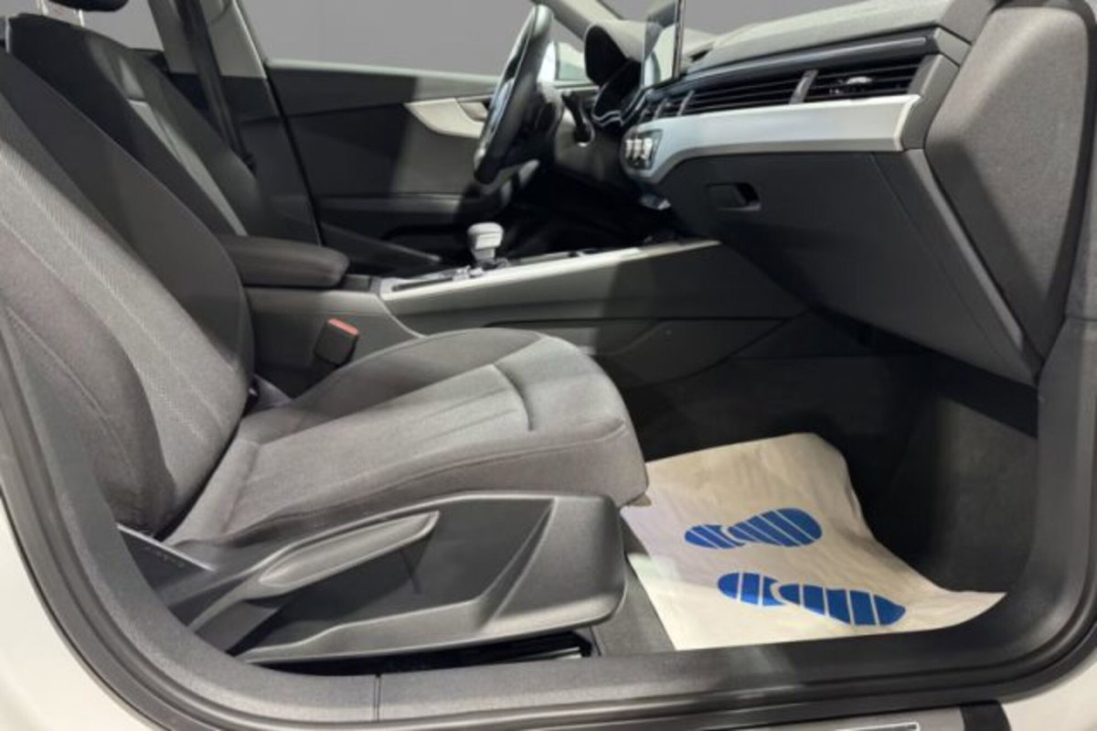 Audi A4 35 TFSI S tronic S line edition (7)