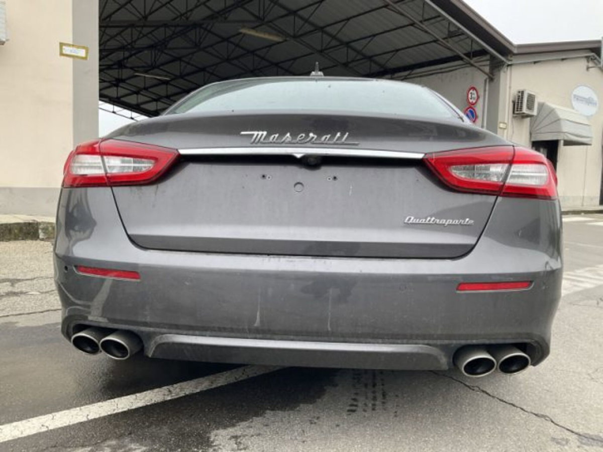 Maserati Quattroporte V6 Diesel Granlusso (7)