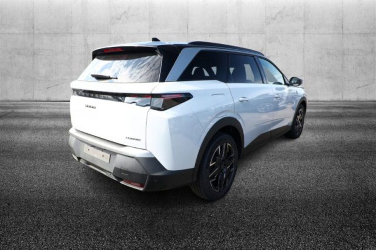Peugeot 5008 1.2 hybrid GT 145cv 5p.ti e-dcs6 (2)