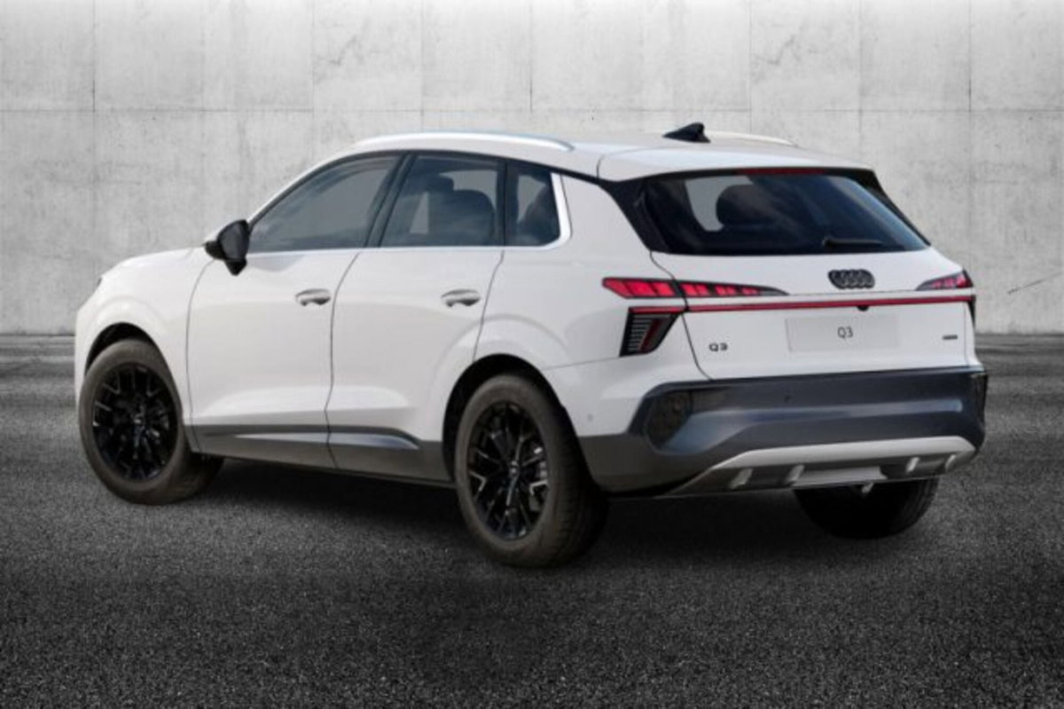 Audi Q3 Sportback 2.0 tfsi S line edition quattro 204cv s-tronic (2)