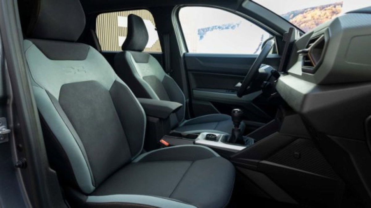 Dacia Bigster 1.2 hybrid-G Expression 4x4 150cv auto (8)