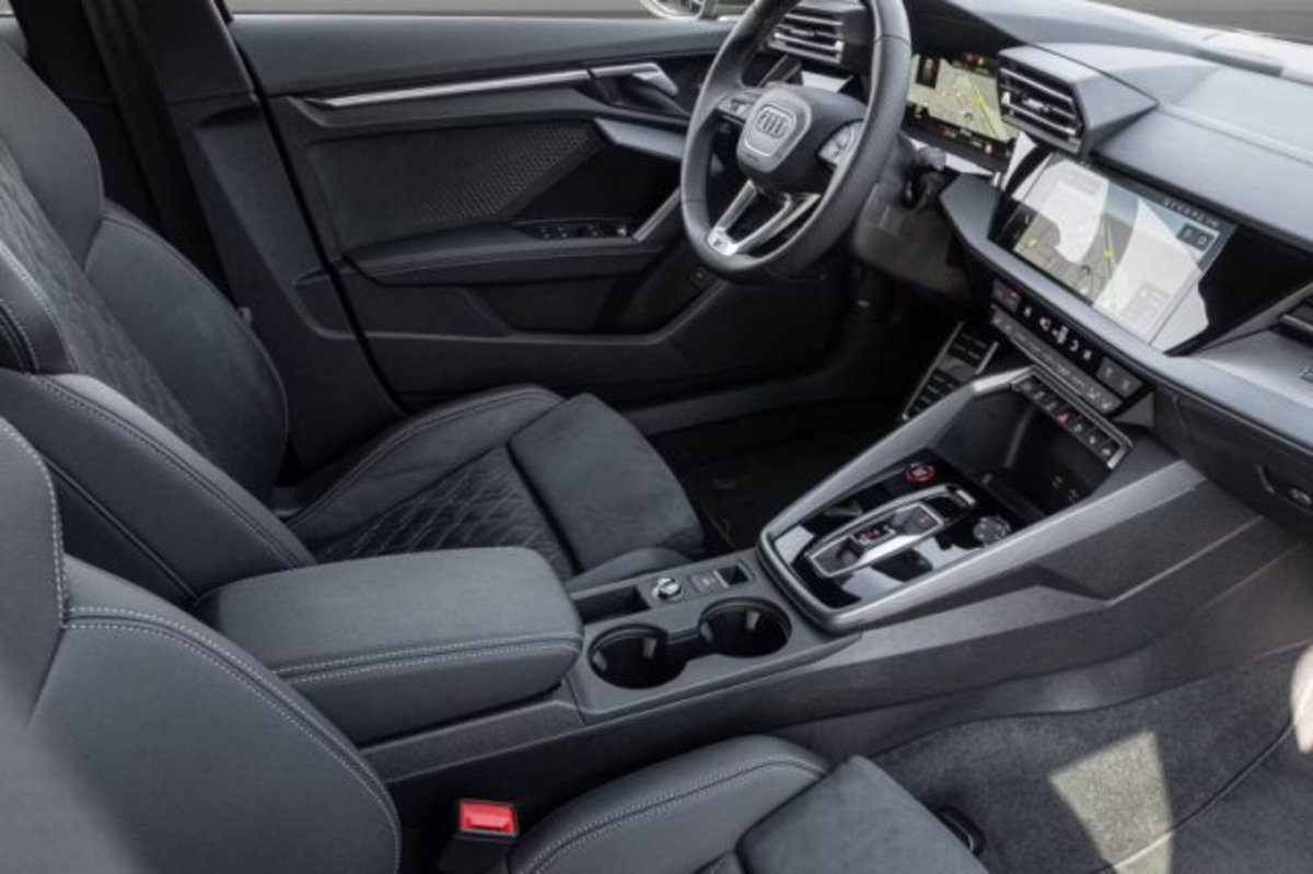 Audi S3 Sportback 2.0 tfsi quattro s-tronic (7)