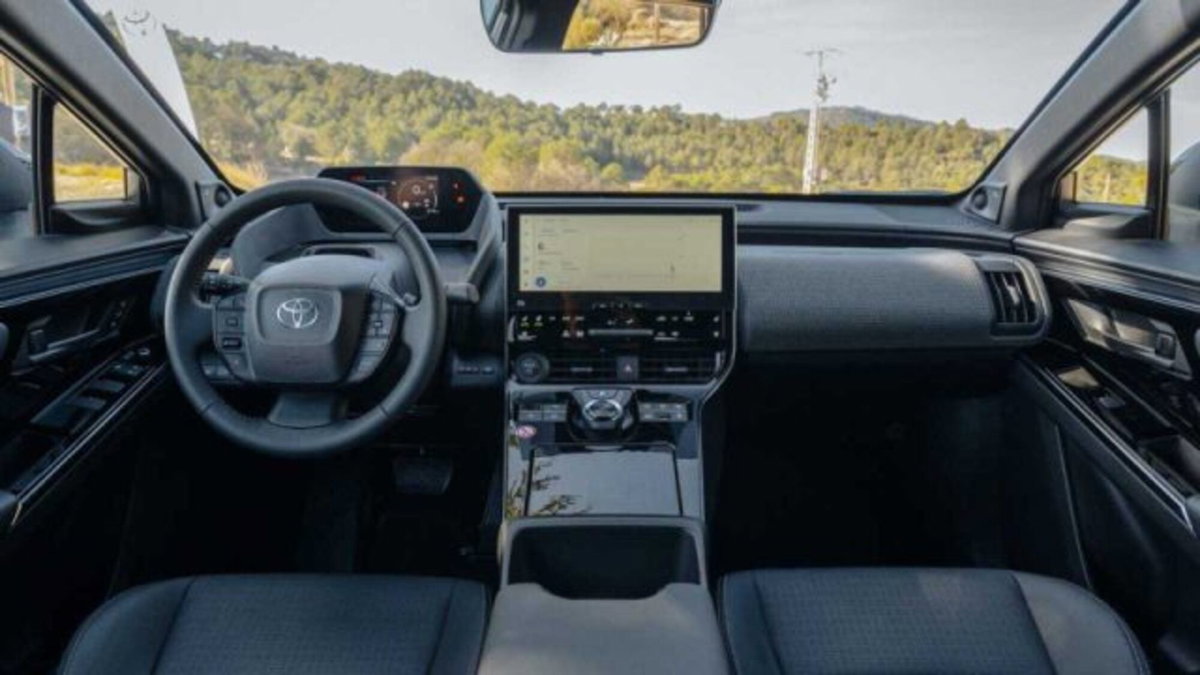 Toyota bZ4X ev Lounge 2wd 204cv