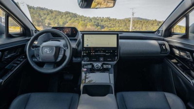 Toyota bZ4X ev Lounge 2wd 204cv nuova