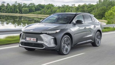 Toyota bZ4X ev Lounge 2wd 204cv (3)