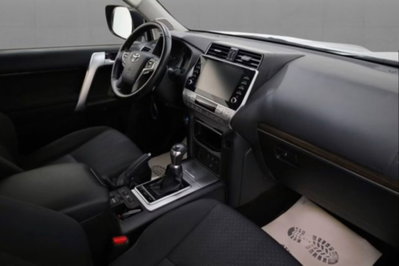 Toyota Land Cruiser 5p 2.8 d-4d Executive auto (7)