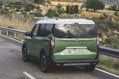 Ford Transit Courier Furgone 1.0 ecoboost 125cv Active (4)
