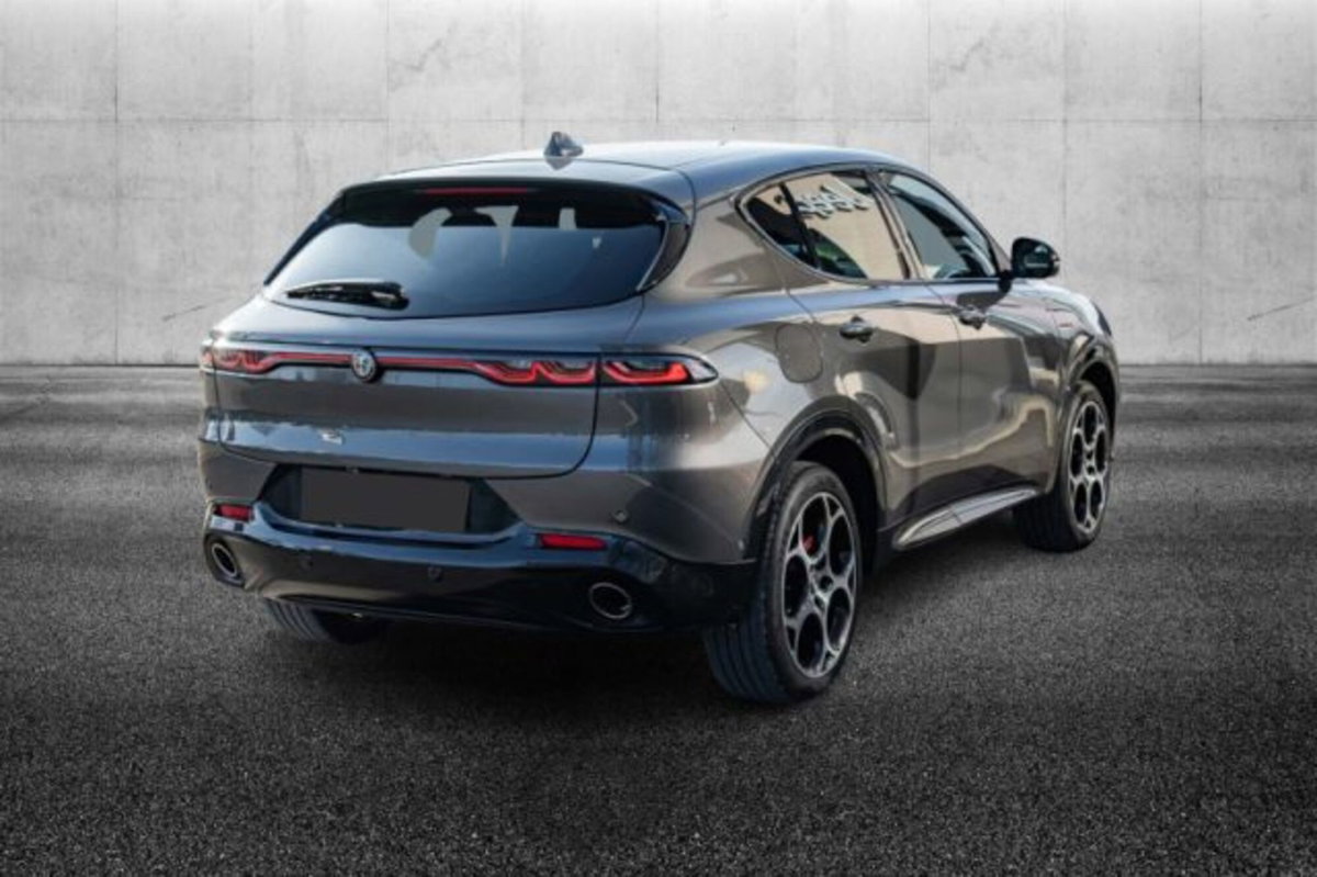 Alfa Romeo Tonale 1.3 phev Veloce Q4 280cv at6 (4)