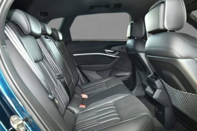 Audi e-tron Sportback 50 quattro (8)
