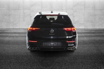 Volkswagen Golf 1.5 eTSI 130 CV EVO ACT DSG R-Line (5)