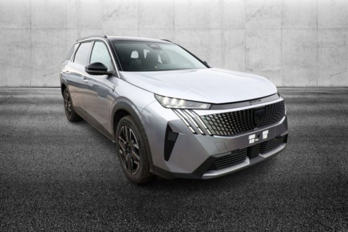 Peugeot 5008 1.2 hybrid GT 145cv 5p.ti e-dcs6