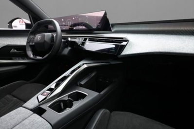 Peugeot 5008 1.2 hybrid GT 145cv 5p.ti e-dcs6 (5)