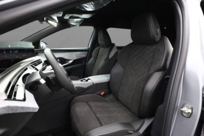 Peugeot 5008 1.2 hybrid GT 145cv 5p.ti e-dcs6 (7)