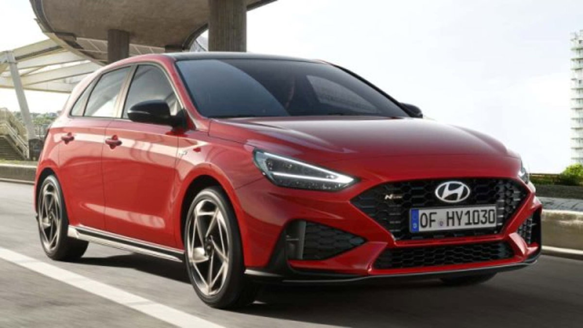 Hyundai i30 1.6 t-gdi Business 150cv 7dct (3)