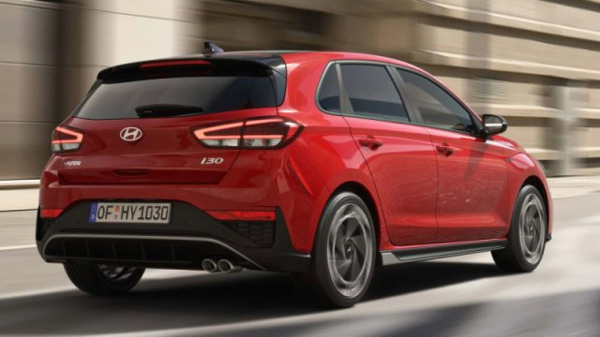 Hyundai i30 1.6 t-gdi Business 150cv 7dct (7)