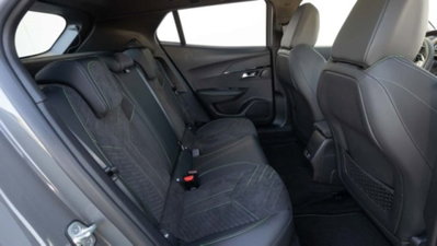 Peugeot 2008 PureTech 100 S&S Allure (8)