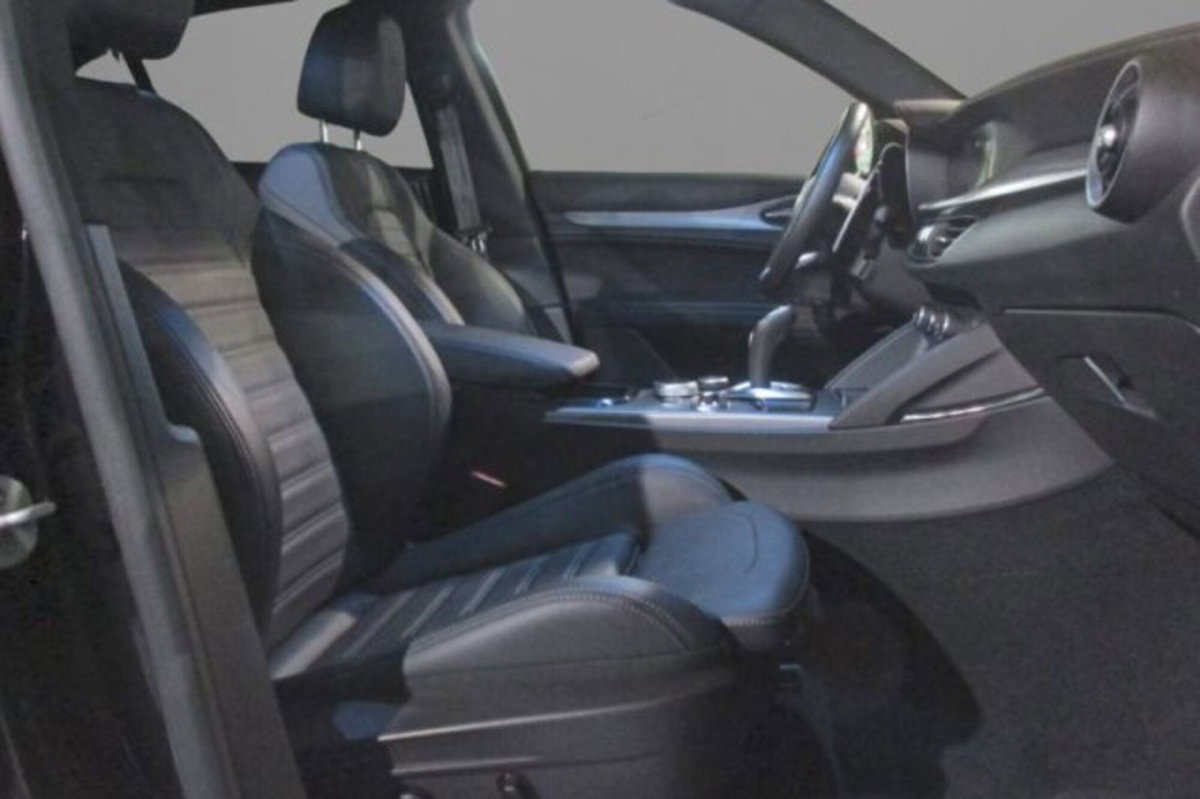 Alfa Romeo Stelvio Stelvio 2.2 Turbodiesel 210 CV AT8 Q4 Veloce (7)