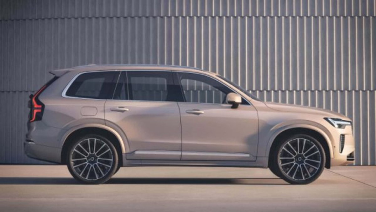 Volvo XC90 B5 AWD automatico 7 posti Core (5)