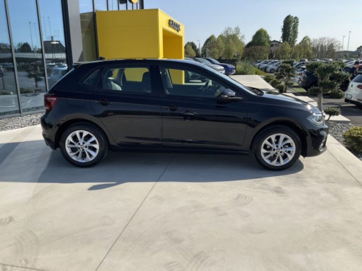 Volkswagen Polo 1.0 tsi Style 95cv (5)