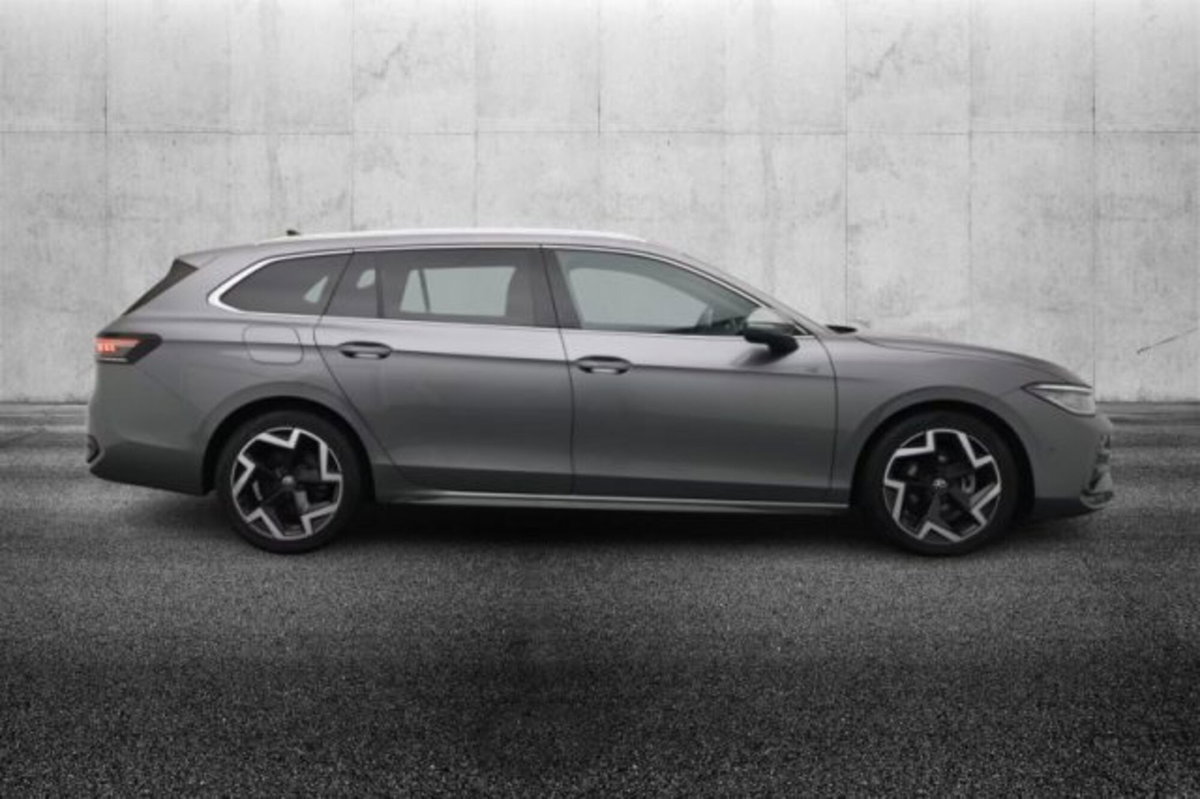 Volkswagen Passat 2.0 tdi scr R-Line 150cv dsg (5)