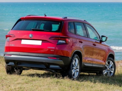Skoda Karoq 2.0 tdi Be More 150cv dsg (8)