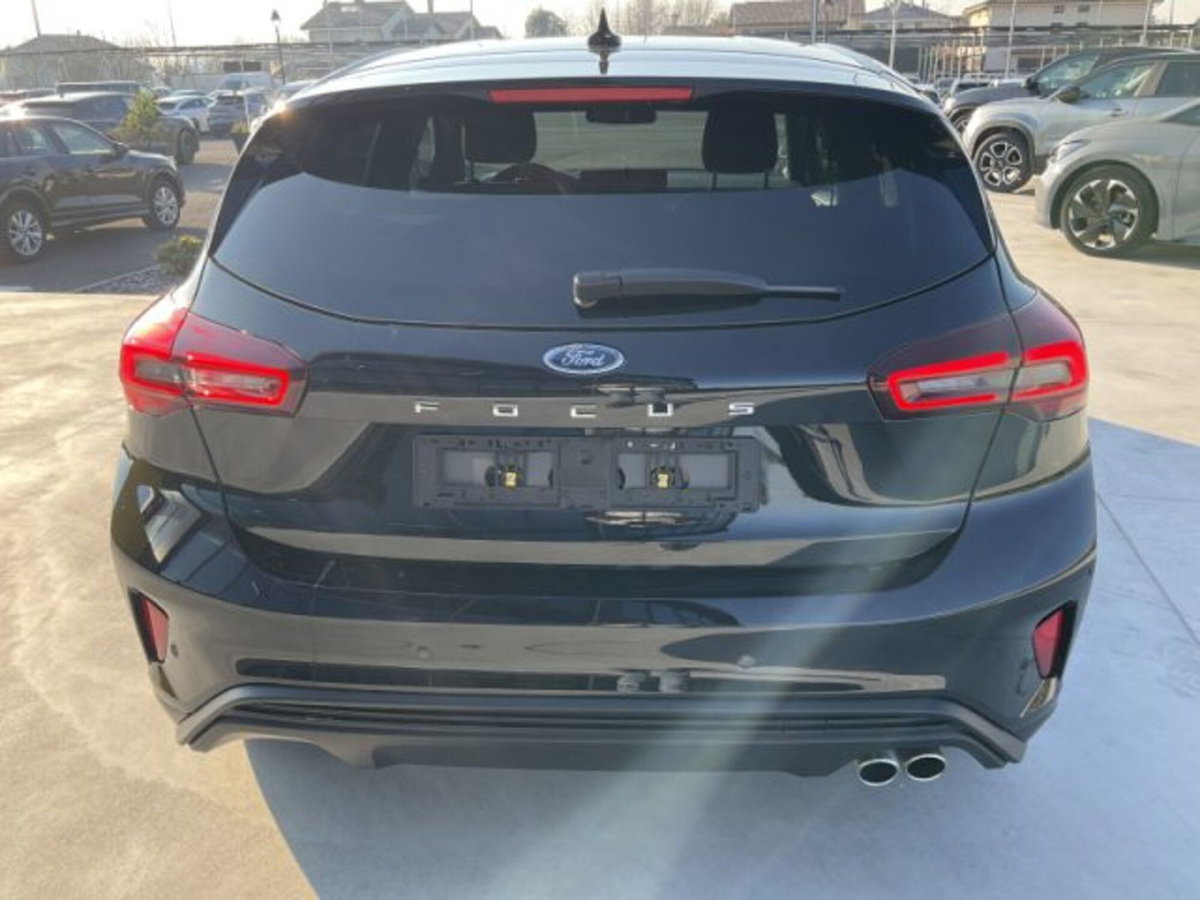 Ford Focus 1.0 EcoBoost Hybrid 125 CV Power. 5p. ST-Line Style (7)