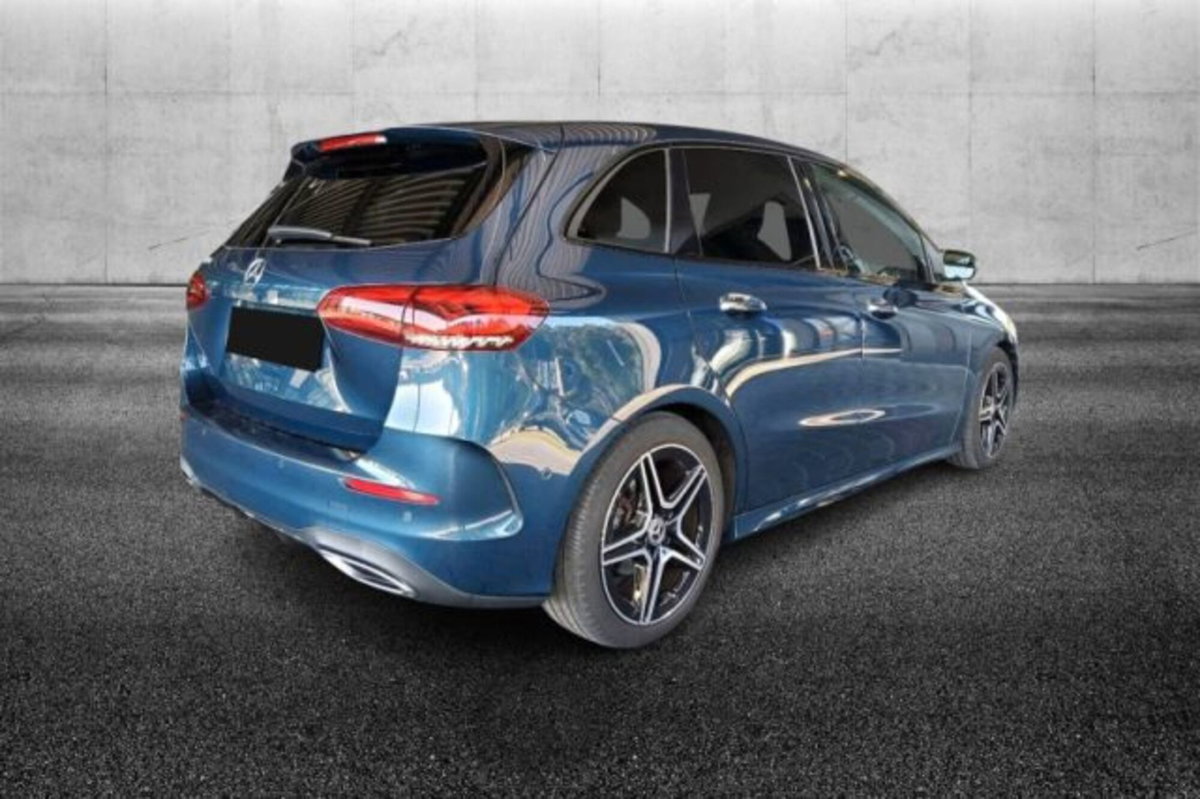Mercedes-Benz Classe B 180 d Automatic Premium (2)
