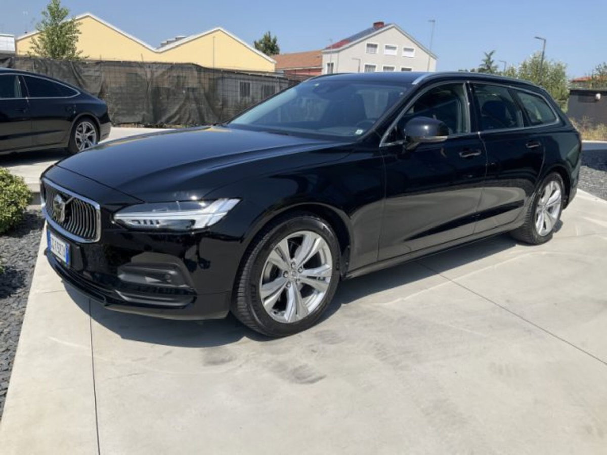 Volvo V90 B4 (d) Geartronic Momentum Business Pro (3)