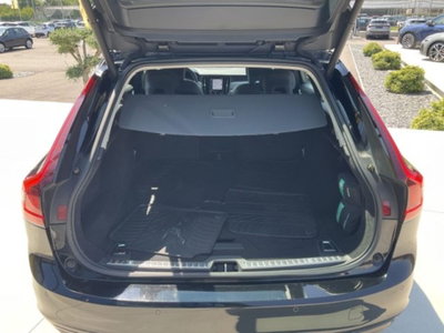 Volvo V90 B4 (d) Geartronic Momentum Business Pro (8)