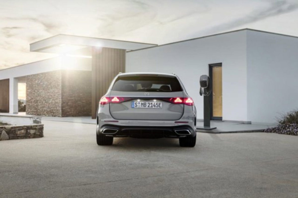 Mercedes-Benz Classe E Station Wagon 200 Auto Mild hybrid Premium Plus (7)