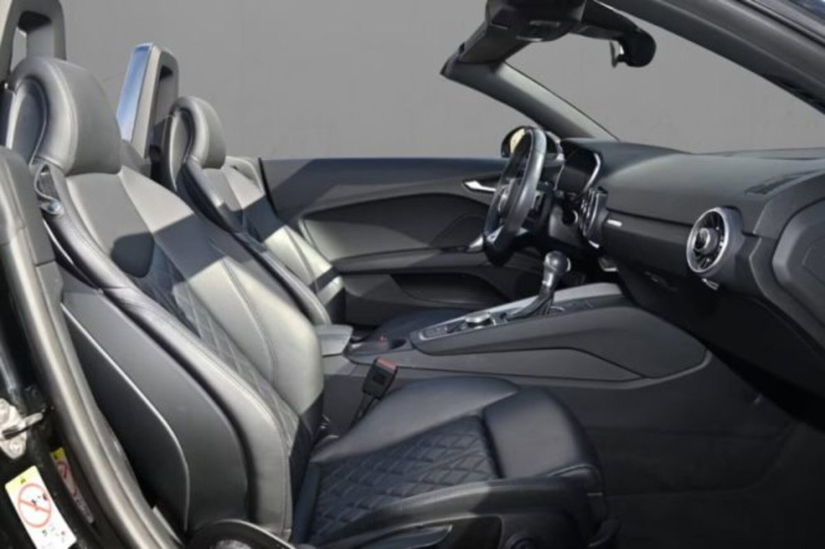 Audi TT Cabrio 45 TFSI quattro S tronic (7)