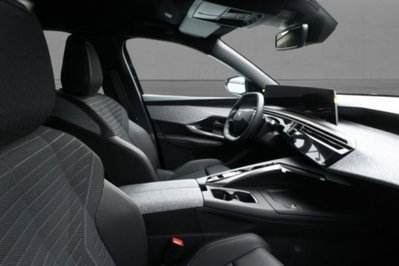 Peugeot 3008 1.2 hybrid Allure Business 145cv e-dcs6 (4)