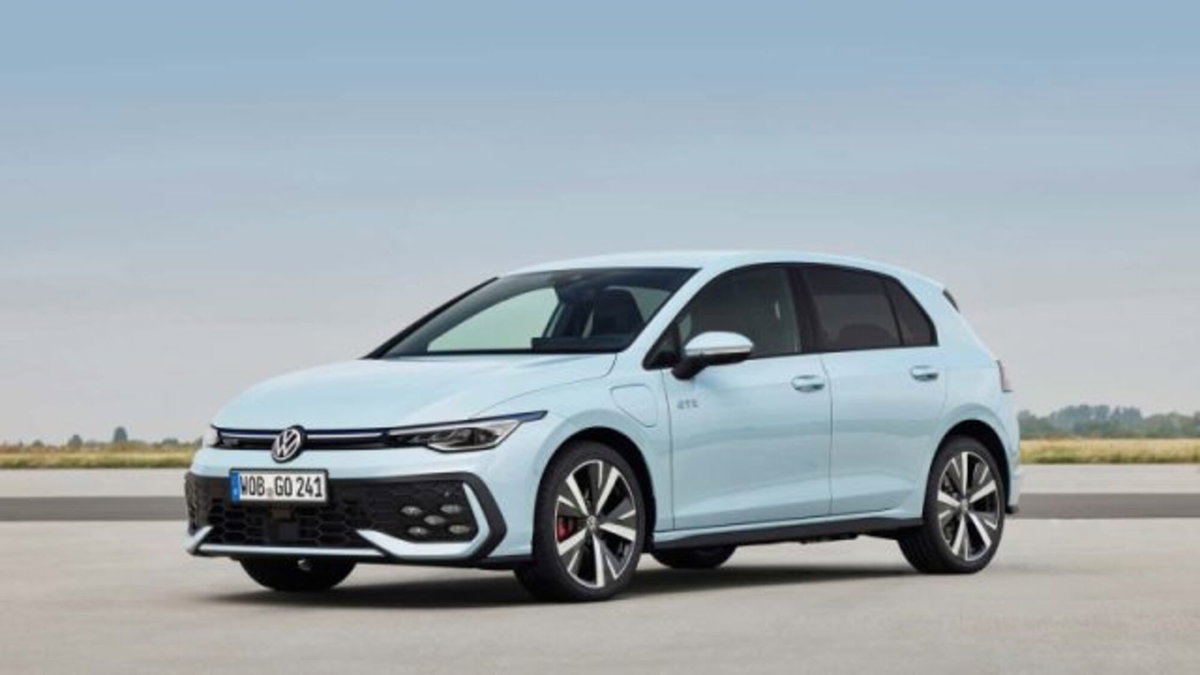 Volkswagen Golf 1.5 tsi ehybrid GTE 272cv dsg (3)