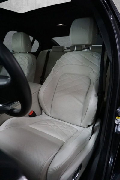 Jaguar XE 2.0 D 204 CV AWD aut. R-Dynamic HSE (7)