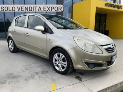 Opel Corsa 1.2 5 porte Club usata