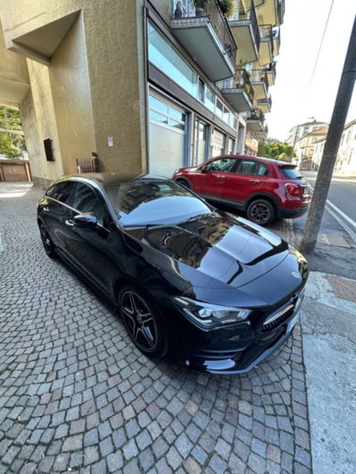 Mercedes-Benz CLA Shooting Brake 200 d Automatic 4Matic Shooting Brake Premium (2)