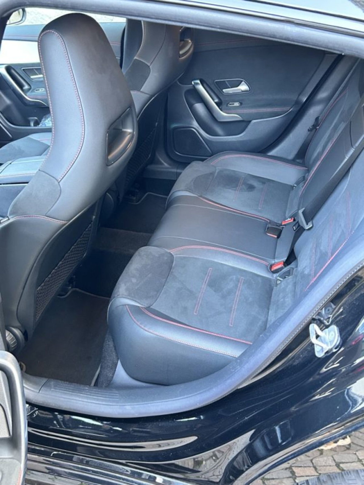 Mercedes-Benz CLA Shooting Brake 200 d Automatic 4Matic Shooting Brake Premium (8)