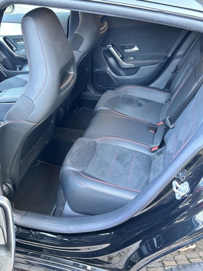 Mercedes-Benz CLA Shooting Brake 200 d Automatic 4Matic Shooting Brake Premium (8)