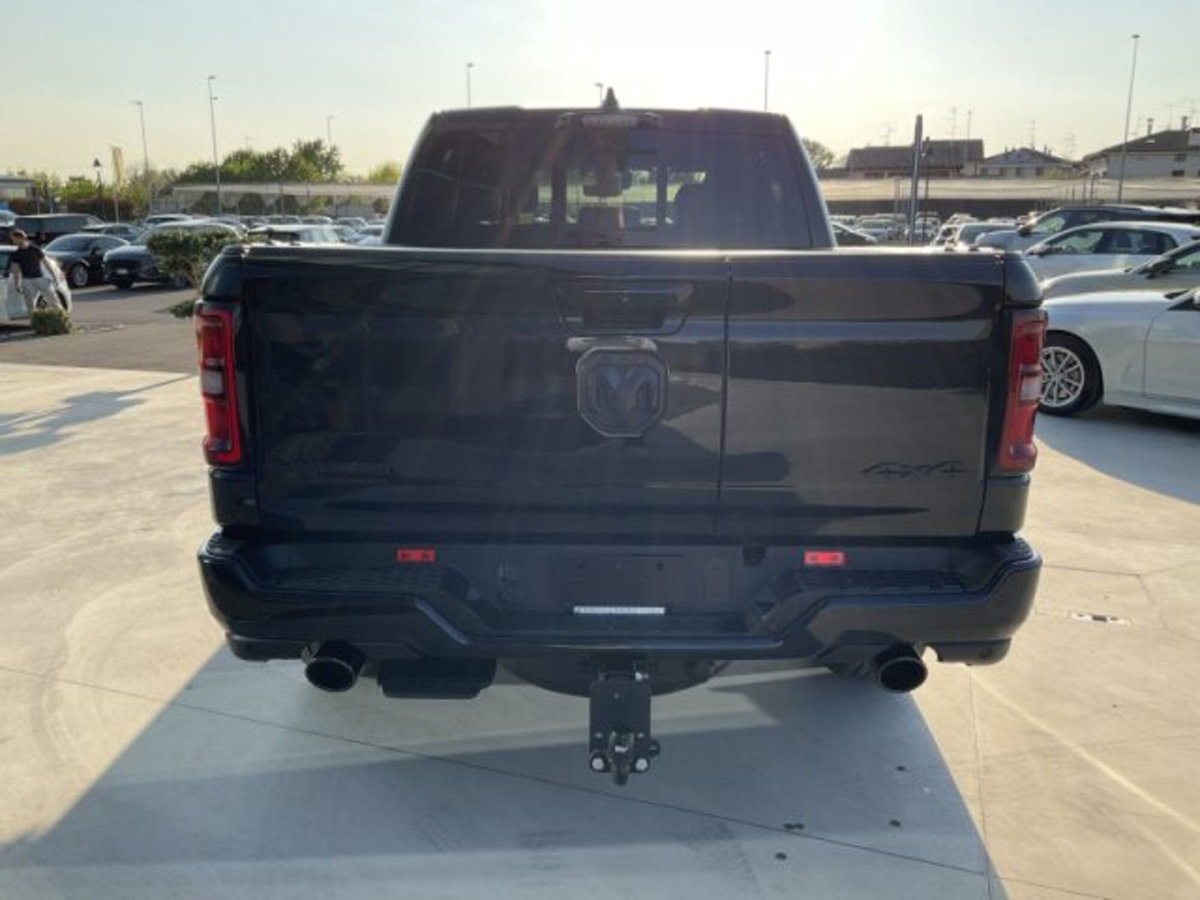 Ram Ram Pick-up Ram 1500 3.0 Quad Cab Laramie Night Edition Premium 420cv at8 (7)