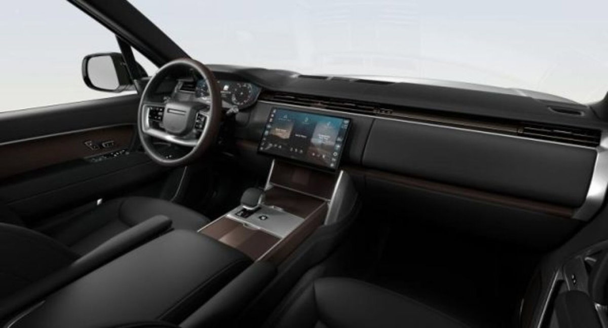Land Rover Range Rover 3.0 l6 First Edition (7)